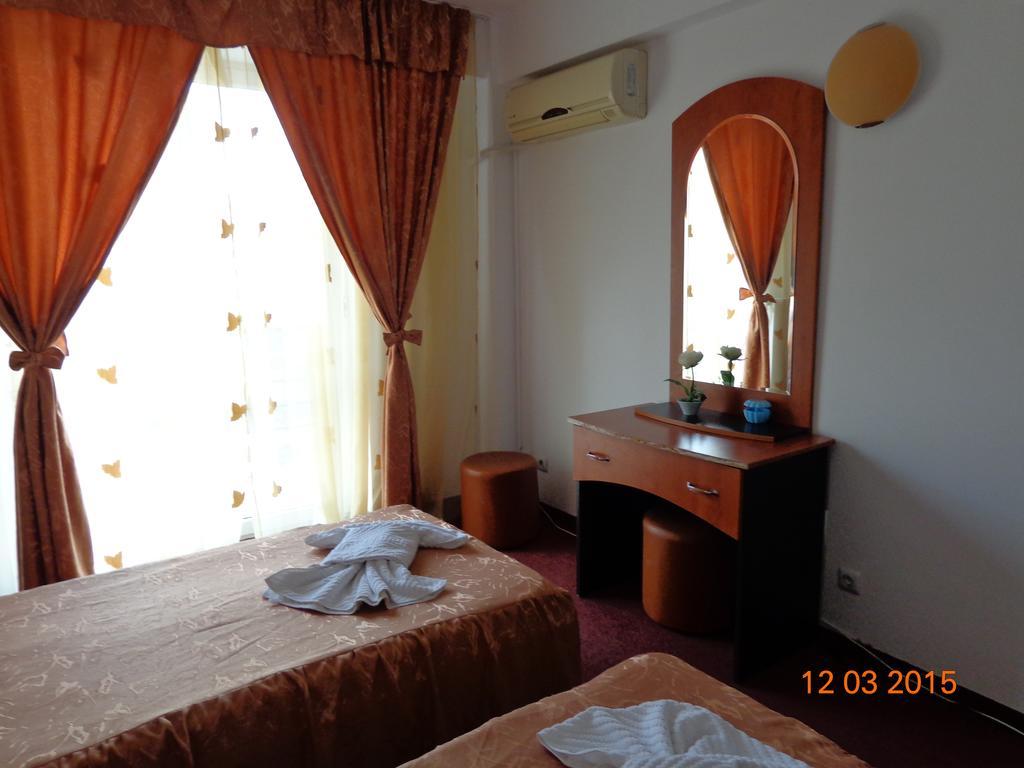 טולצ'אה Hotel Cygnus חדר תמונה