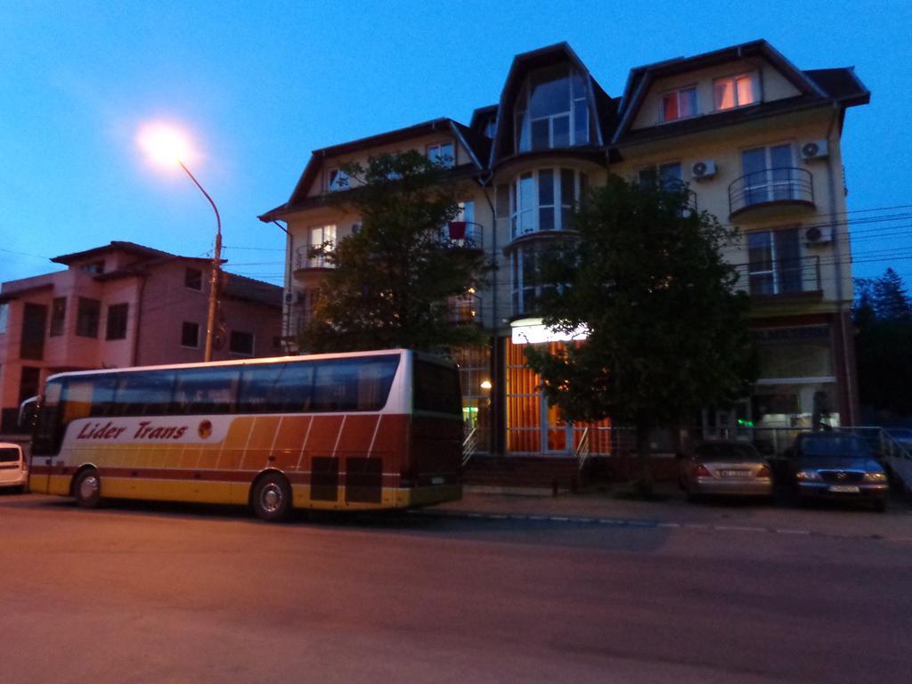 טולצ'אה Hotel Cygnus מראה חיצוני תמונה