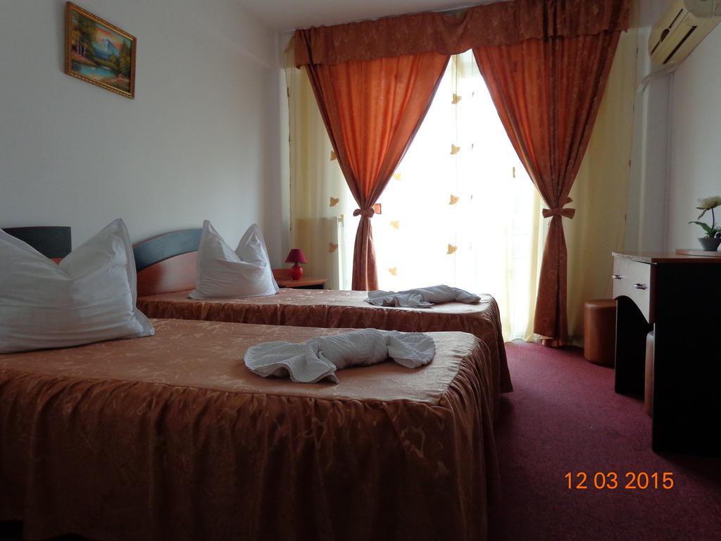 טולצ'אה Hotel Cygnus חדר תמונה